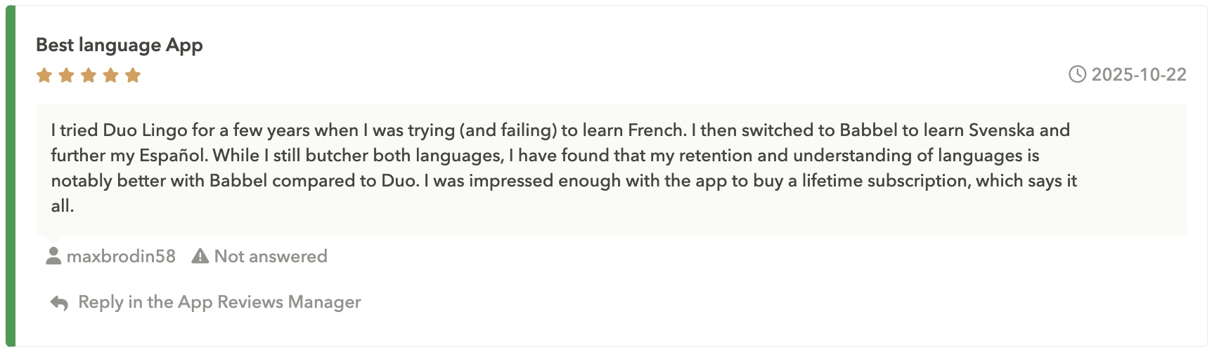App store reviews: the user compares Babbel and Duolingo